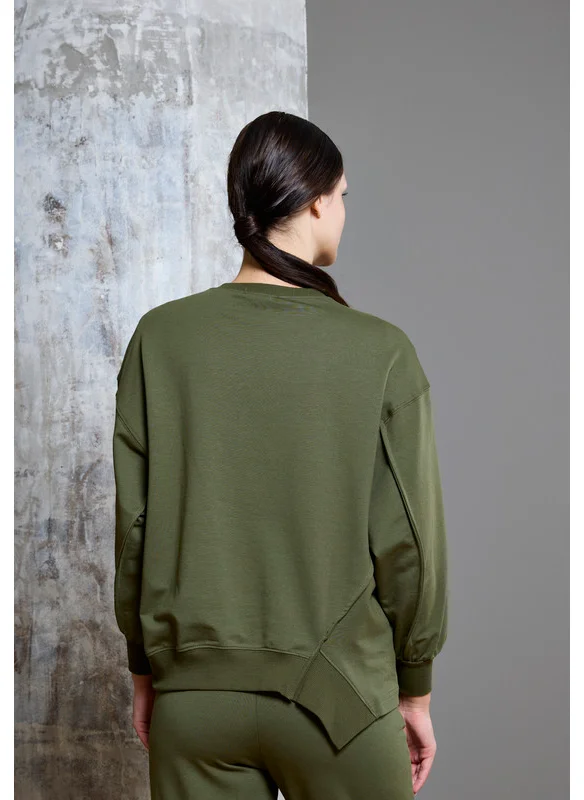 Thouq Asymmetric Hemline Extended Side Seam Sweatshirt