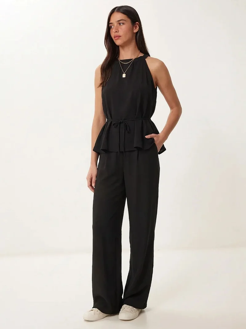 السعادة في إسطنبول ISTANBUL High Waist Halter Neck Two-Piece Coordinated Set