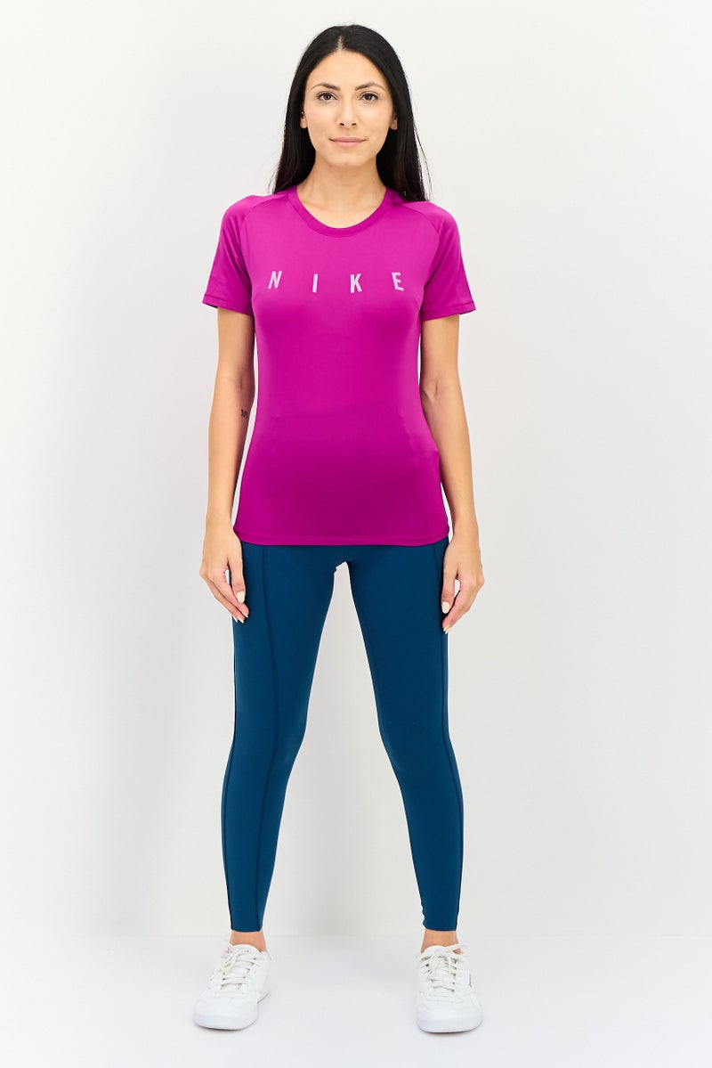 Nike تي شيرت تدريب قصير الأكمام للنساء، بنفسجي - Image 4