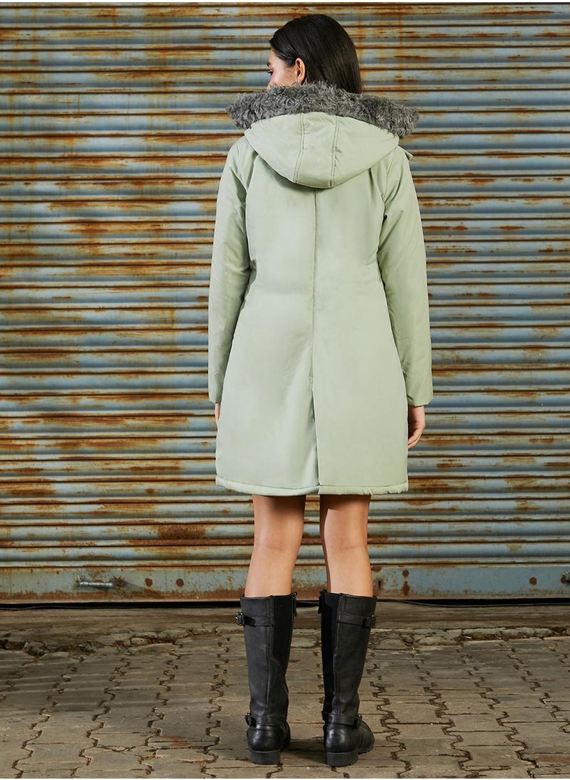Campus Sutra Women's Sage Green Long Puffer Jacket With Fur Detail  - Image 5