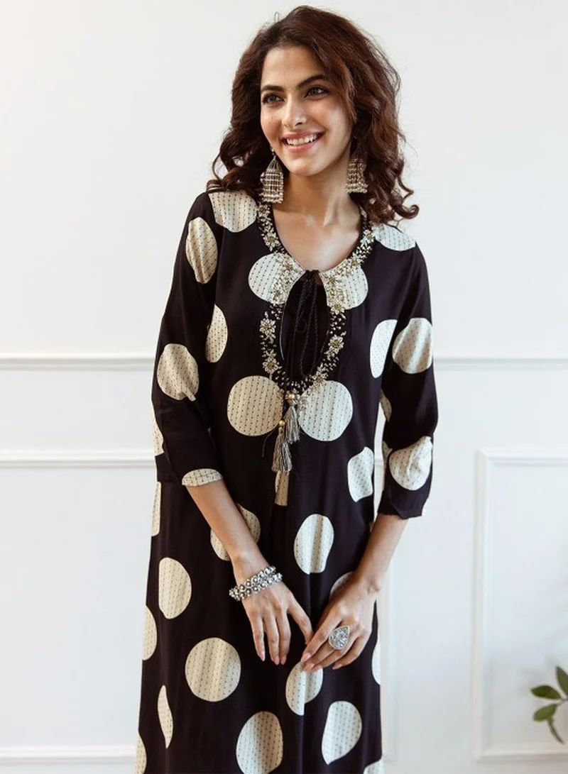ISHIN Women's Black Rayon Self Designed Tunic Upper Full Length Palazzo Bottom Regular Fit 2 Piece Kurta Set