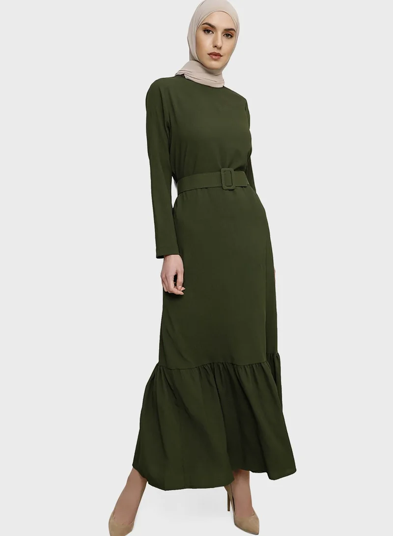 Tavin by Modanisa Round Neck Pleated Dress