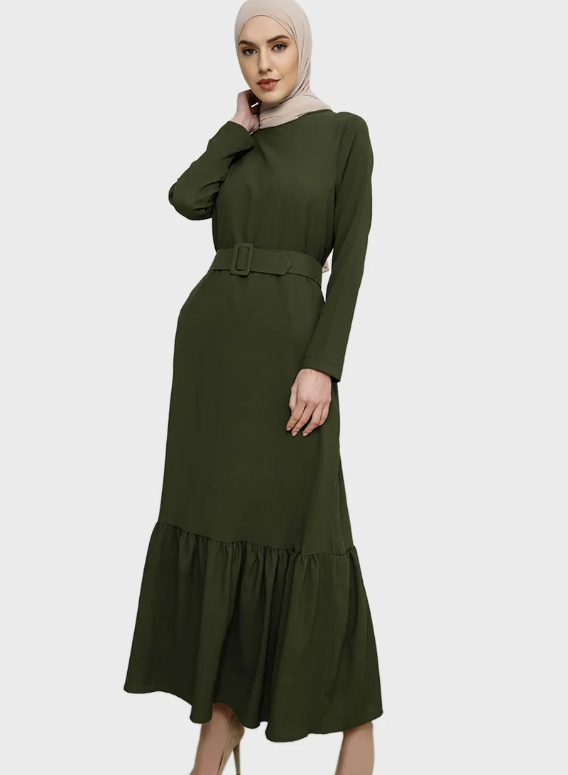 Tavin by Modanisa Round Neck Pleated Dress