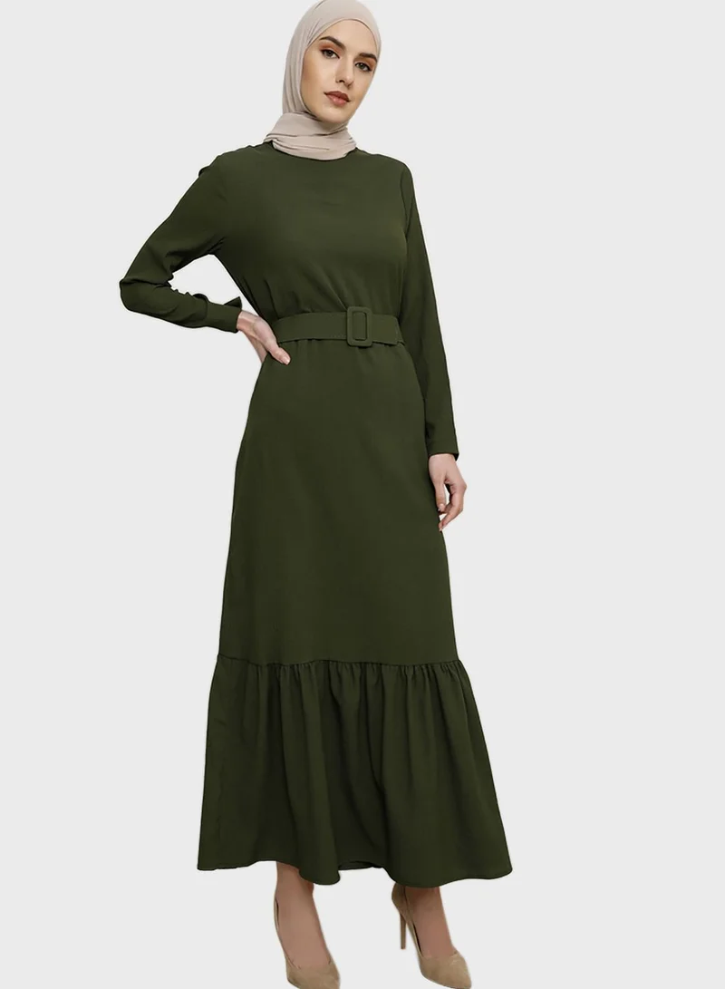 Tavin by Modanisa Round Neck Pleated Dress