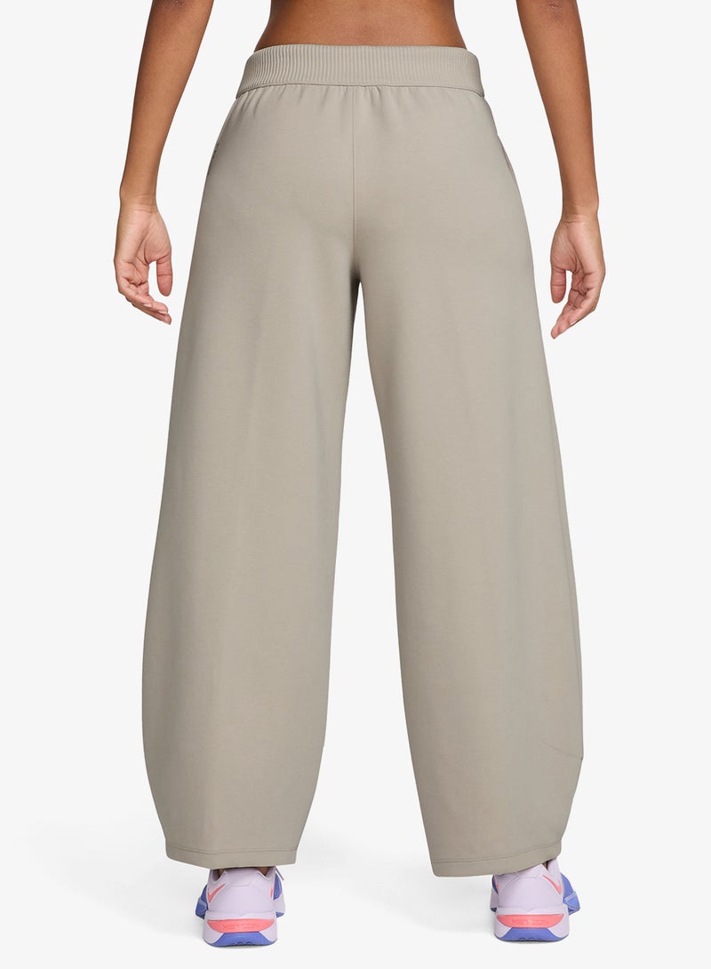 Nike 24.7 Wide-Leg Sweatpants - Image 2
