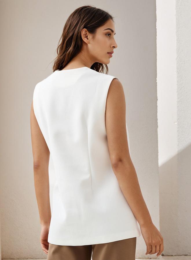 ايكونيك سترة بدون أكمام بياقة على شكل حرف  مع إغلاق بأزرار - Image 3