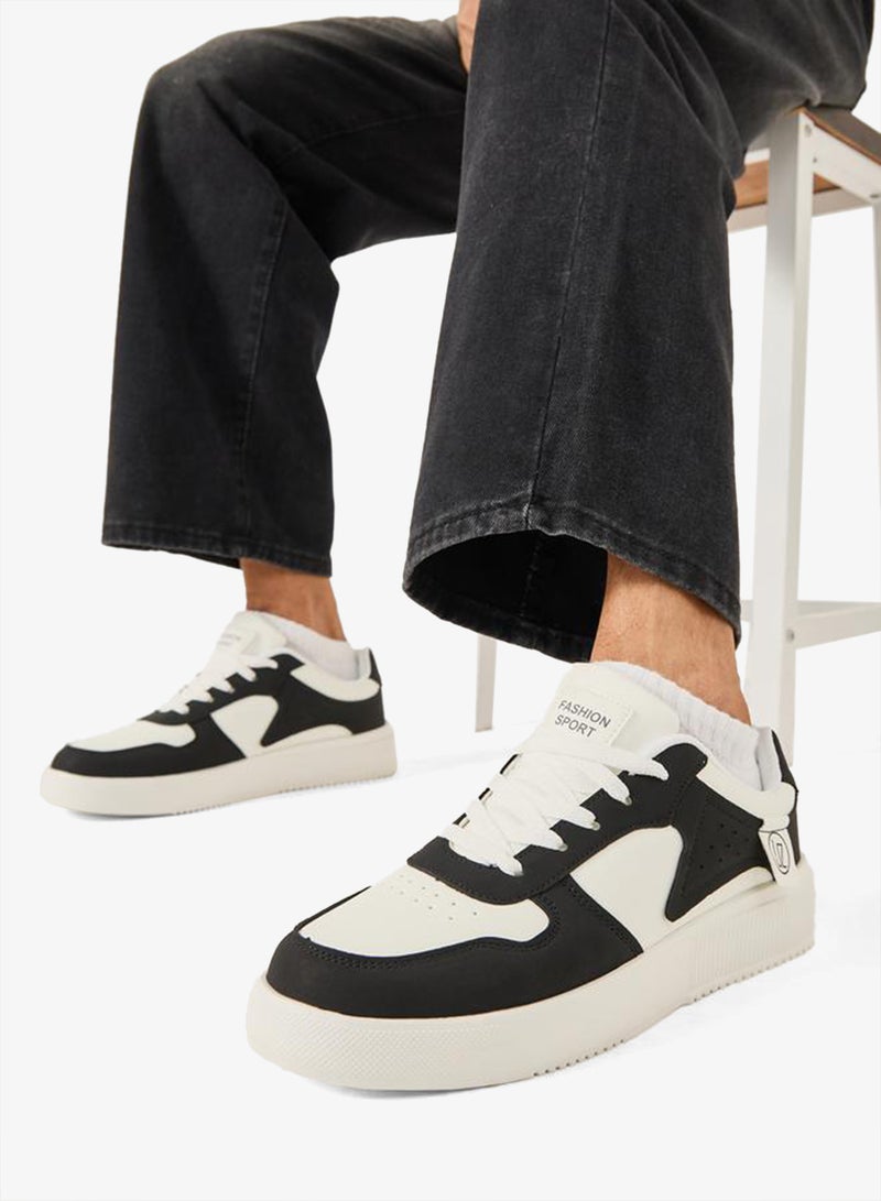 ستايلي اكتيف حذاء رياضي برباط بألوان تجريدية - Image 2