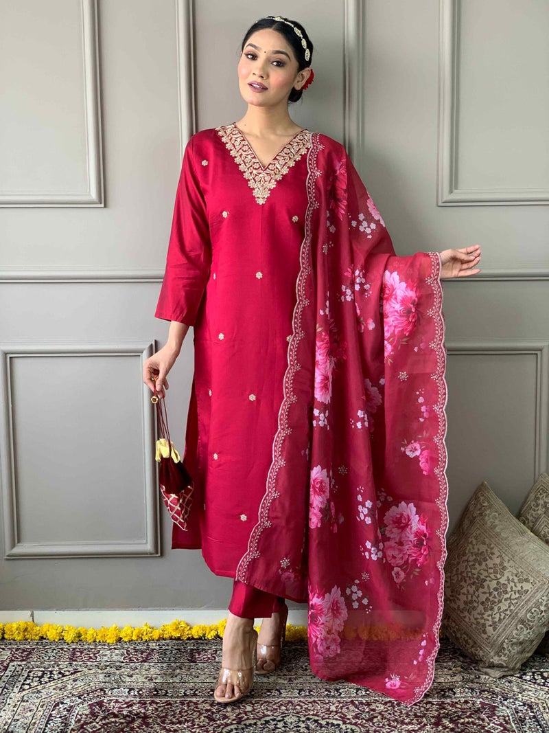 Shiv Textiles Women's Chanderi Silk Embroidered Kurta Pant Dupatta Set(JDA-Lilla-RED-L) - Image 4
