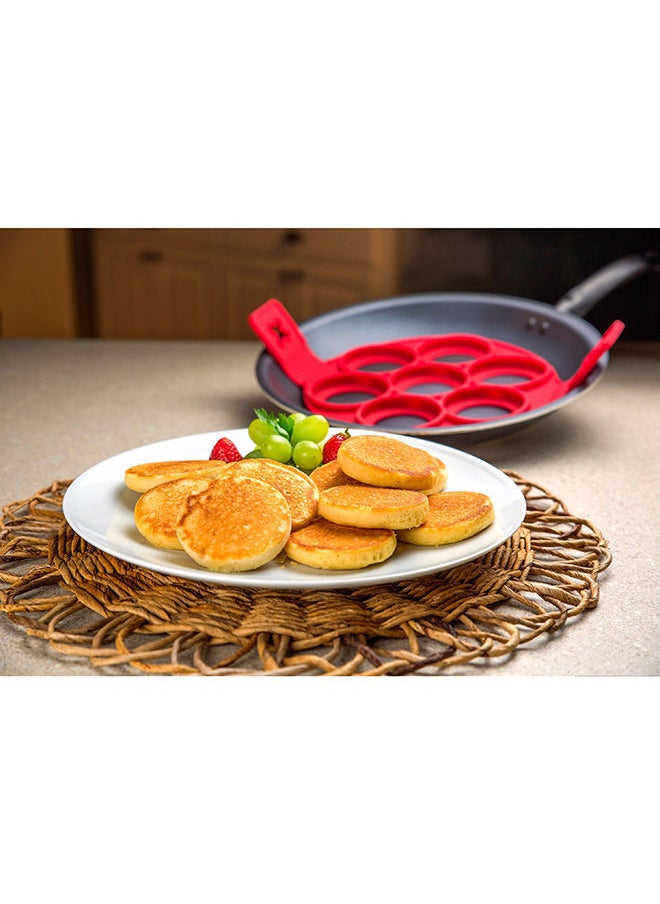NIBEMINENT - Egg Baking Round Holes Ring Mould Red - Image 1
