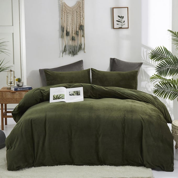 ARMY GREEN VELVET COMFORTER SET KING OLIVE GREEN FLANNEL PLUSH BEDDING SET FLUFFY BLANKET QUILTS WINTER WARM 3 PIECE VELVET COMFORTER SET FOR KING BED