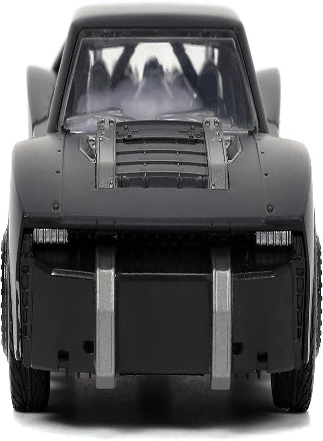 Jada The Batman 1:32 Batmobile Die-cast Car with Batman Figure, Toys for Kids and Adults, Black - Image 2