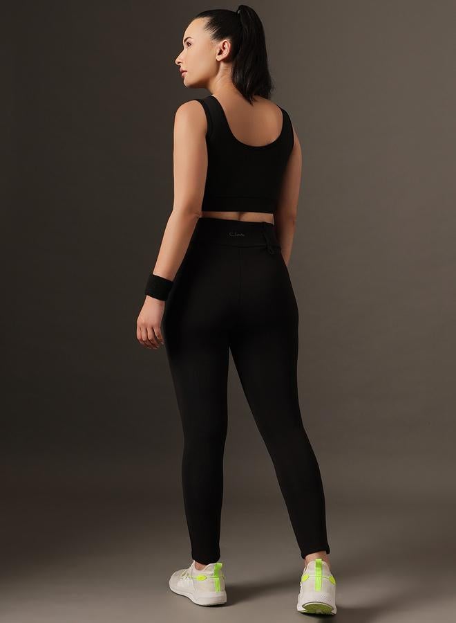 Clovia Black Solid High-Rise Textured Activewear Leggings - Image 5