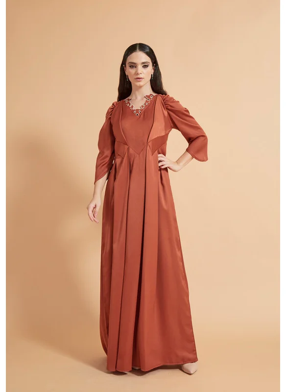 ذوق Floral Applique Raglan Gathered Sleeve Maxi Dress