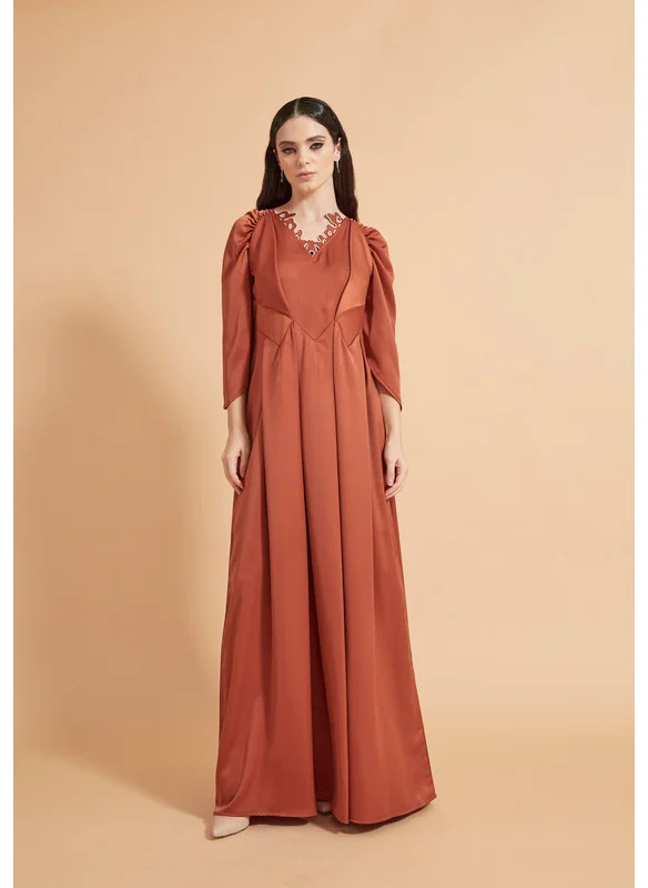 ذوق Floral Applique Raglan Gathered Sleeve Maxi Dress