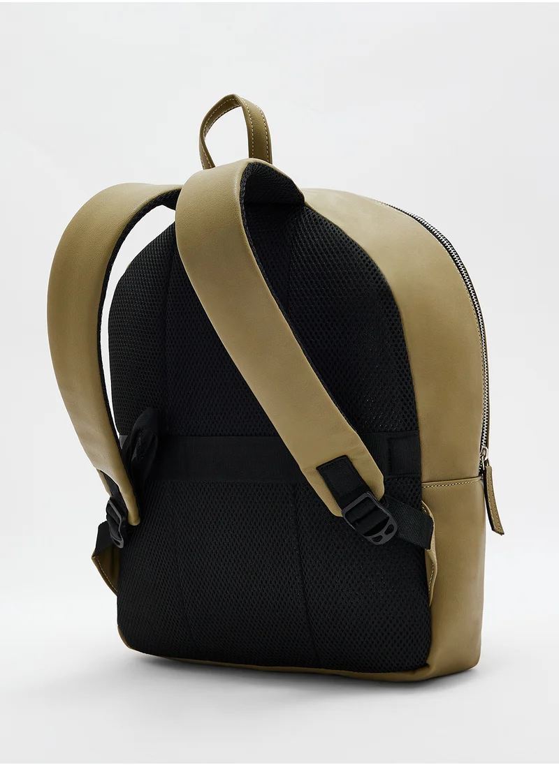 Robert Wood Casual Backpack