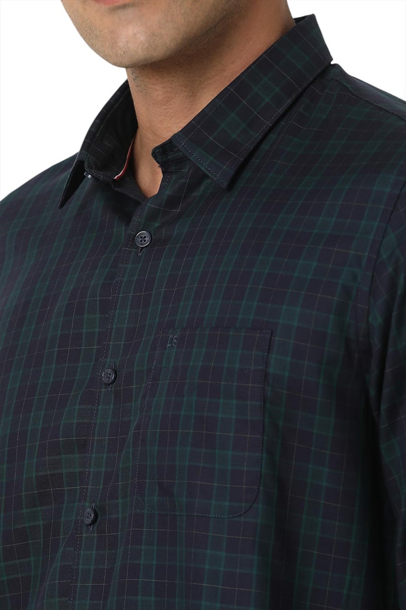 Peter England Men Cotton Slim Fit Shirt (PCSFTSLPK94446_Navy, 39 - Image 4