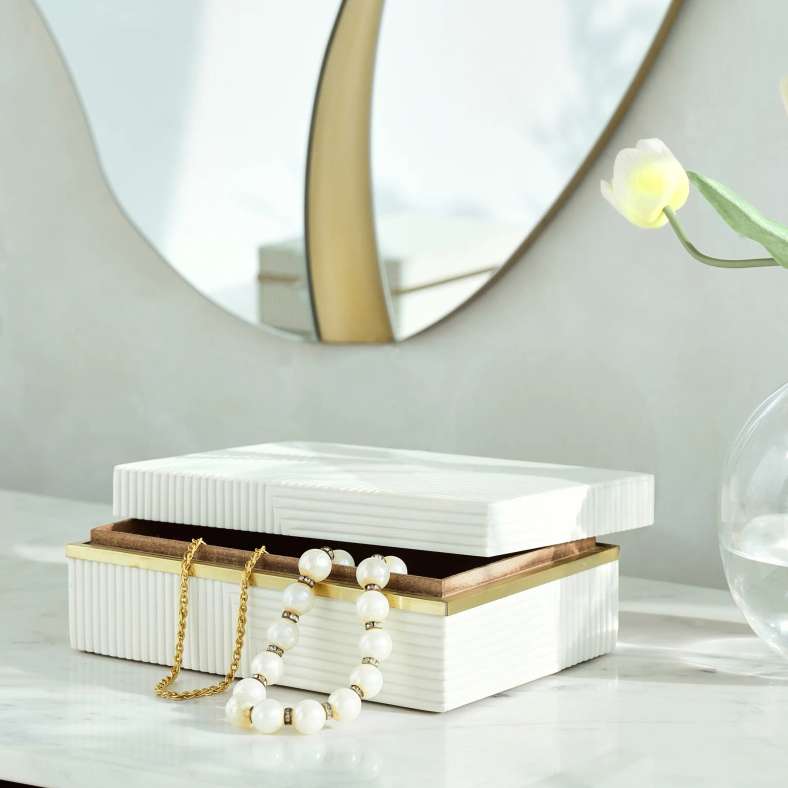 Pan Home صندوق ديكور سانسا من الراتنج - أبيض - Image 1