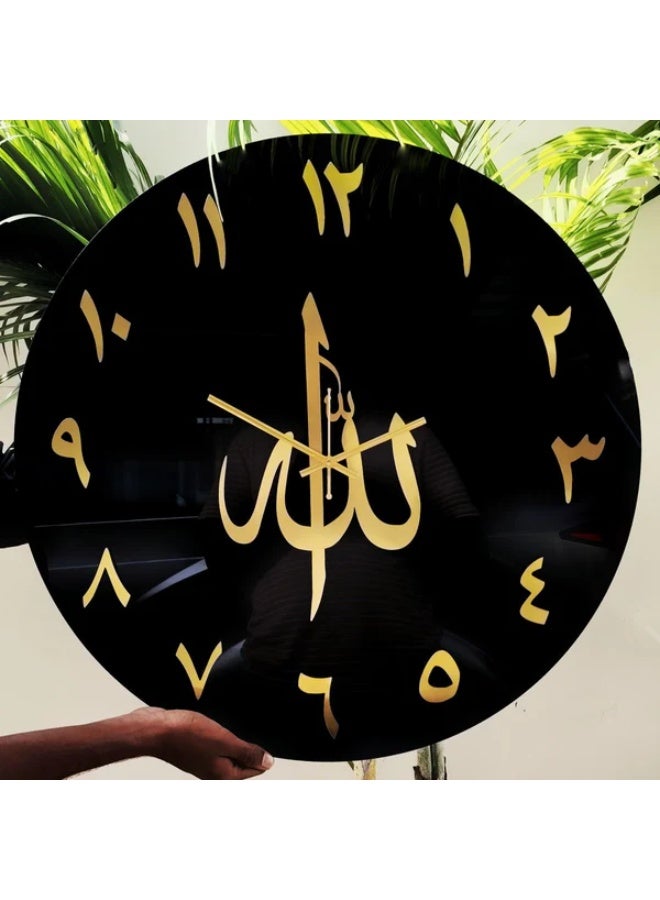 ساعة حائط إسلامية فاخرة مزينة بخط ذهبي لكلمة الله - تصميم ثلاثي الأبعاد من الأكريليك الأسود - Image 3