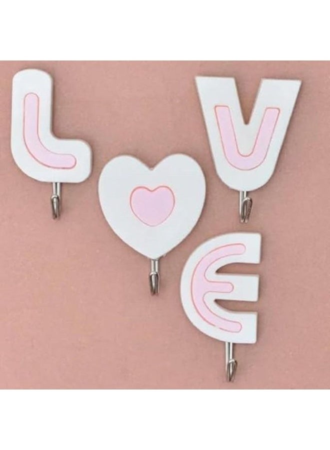 شماعة شكل love تحتوى على ٤ هوك - Image 1