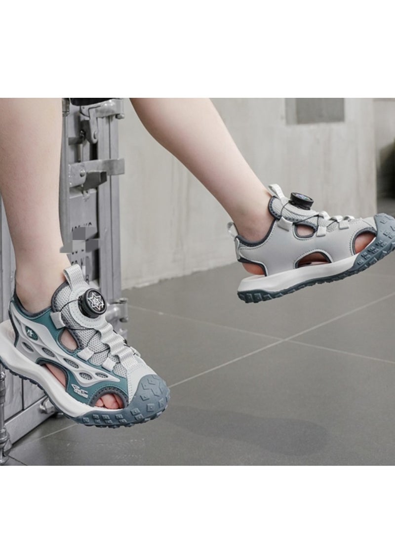 Children's Breathable And Non Slip Sandals  - Image 2