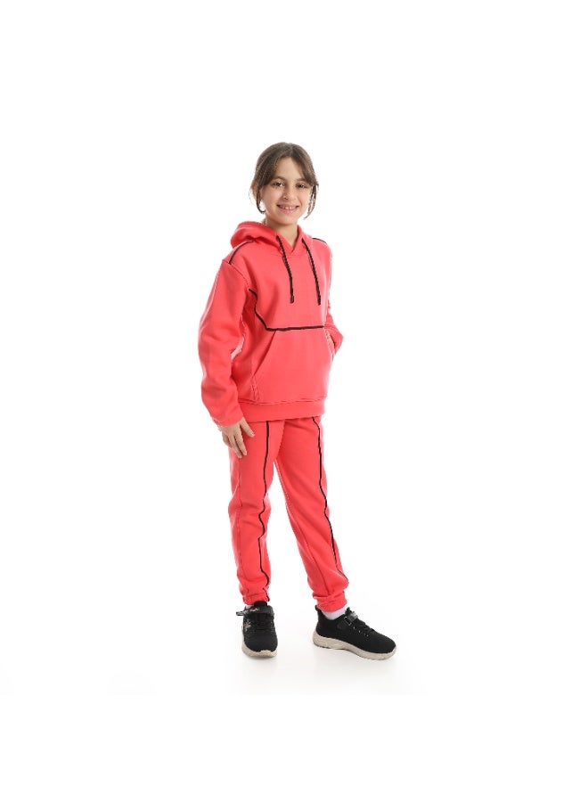 Caesar Girls' winter Melton tracksuit with linear designs - Image 3