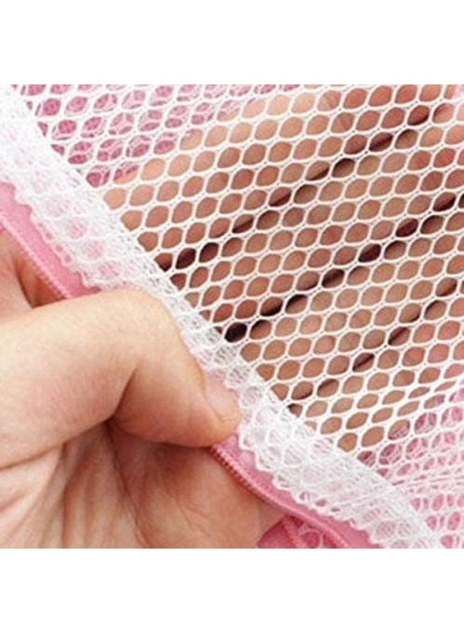 A set of 3 mesh laundry baskets to protect underwear during washing, lightweight, durable and easy to use. - Image 3