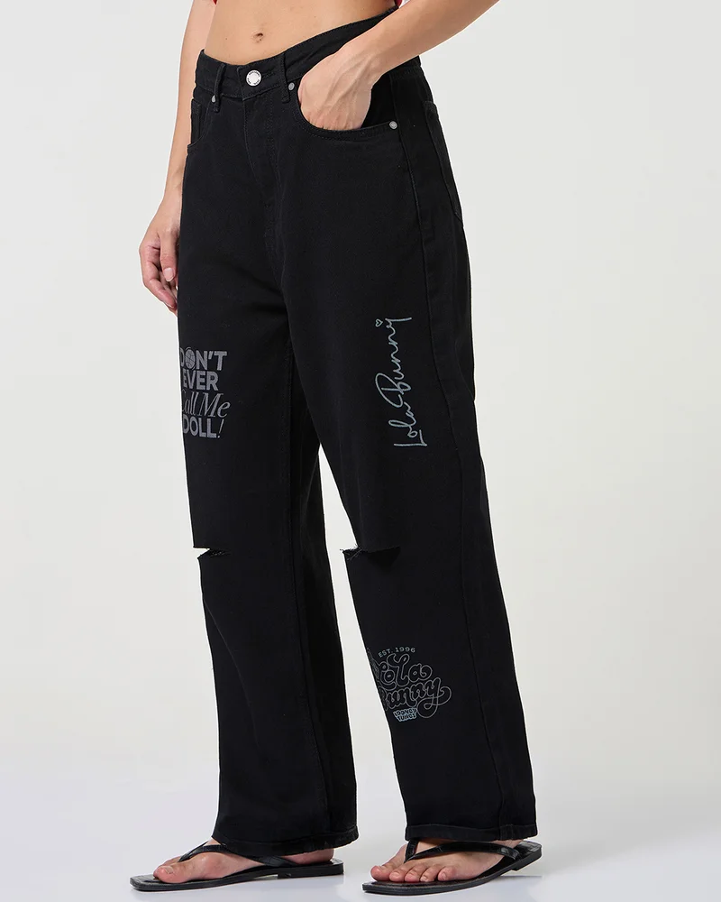 بيواكوف جينز نسائي مستقيم أسود ممزق مغسول