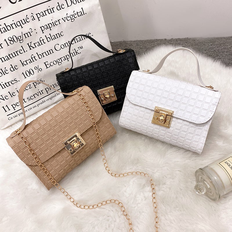 2023 New Ladies Small Square Bag Fashion Simple Shoulder Messenger Bag Chain Bag Female Source Manufacturers Straight Hair Generation - Image 3