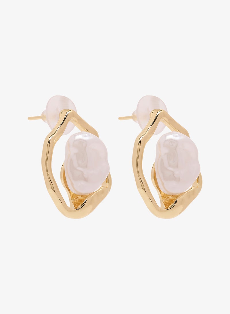 جينجر أقراط ذهبية بلمسة لؤلؤ - Image 1