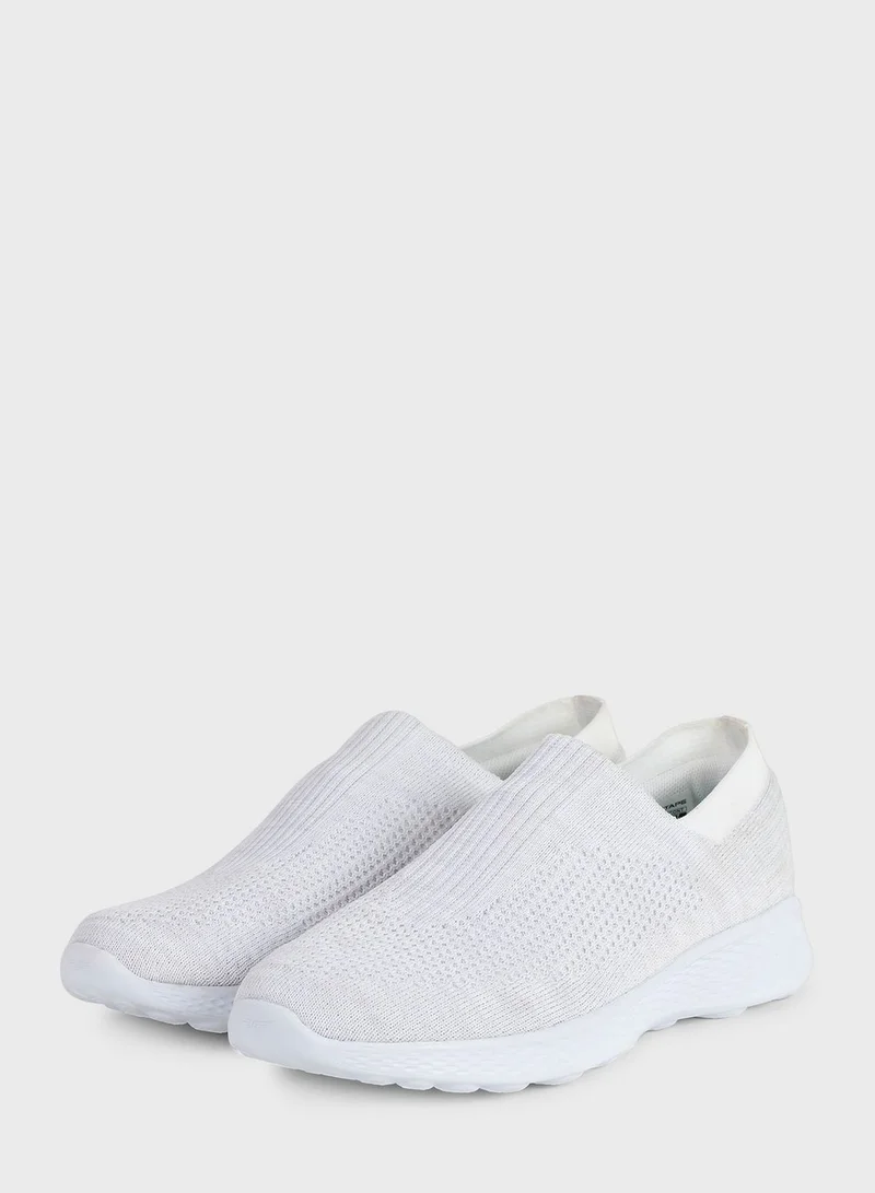 Red Tape Casual Slip On