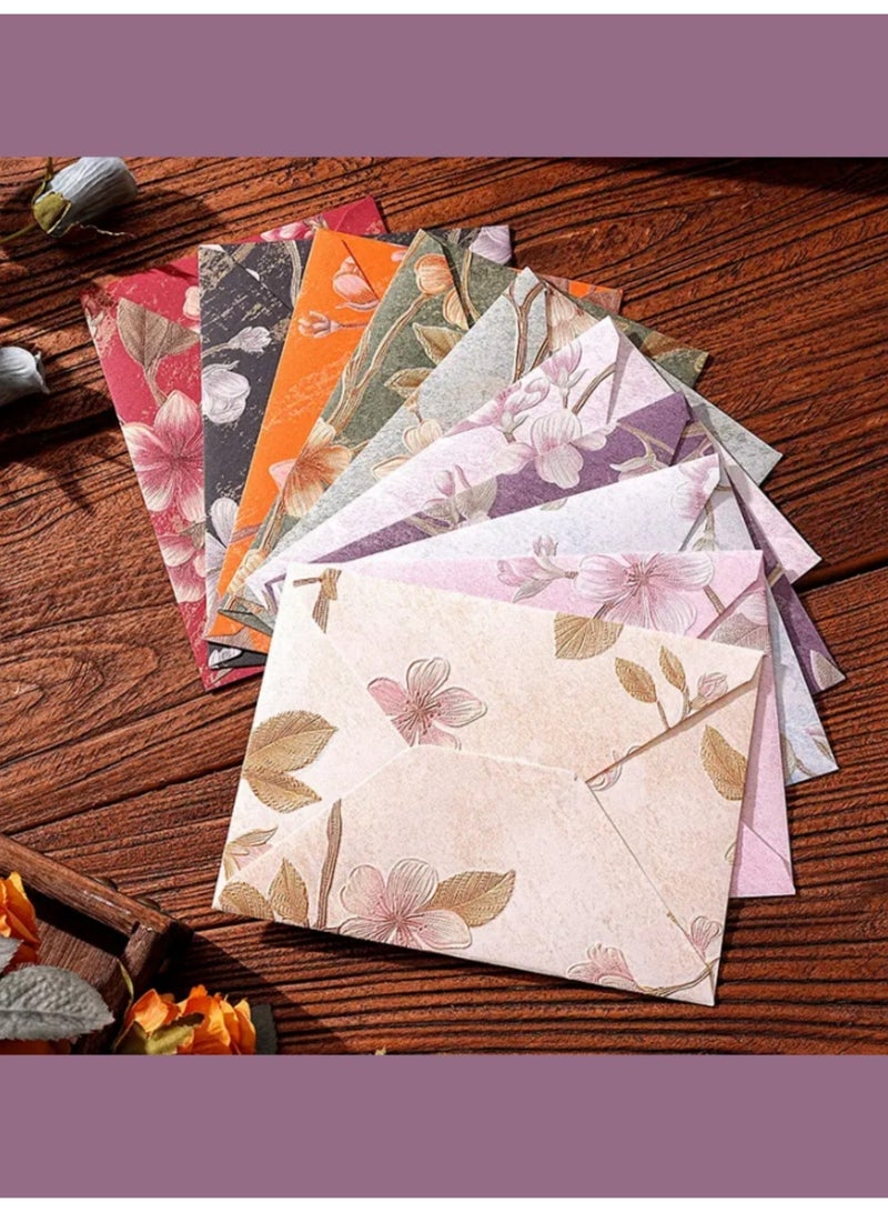 30pcs high-end vintage floral envelopes (red, black, pink, purple, green, and beige) is decorated with embossed gold foil. The floral pattern features a 3D textured design and is perfect for weddings, Christmas, anniversaries, birthdays, New Year's Day, Valentine's Day, and other occasions, as well as everyday use. Made of high-quality paper, they're suitable for everyone. (Due to paper cutting, the placement of the flowers may be random.) - Image 3