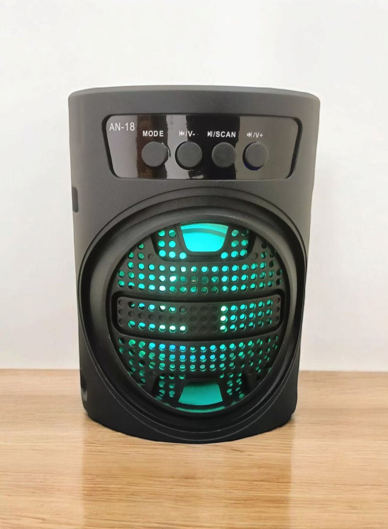 BDT مكبر صوت بلوتوث محمول  مع فتحة كارت ميموري وراديو لجميع الهواتف الذكية - Image 1