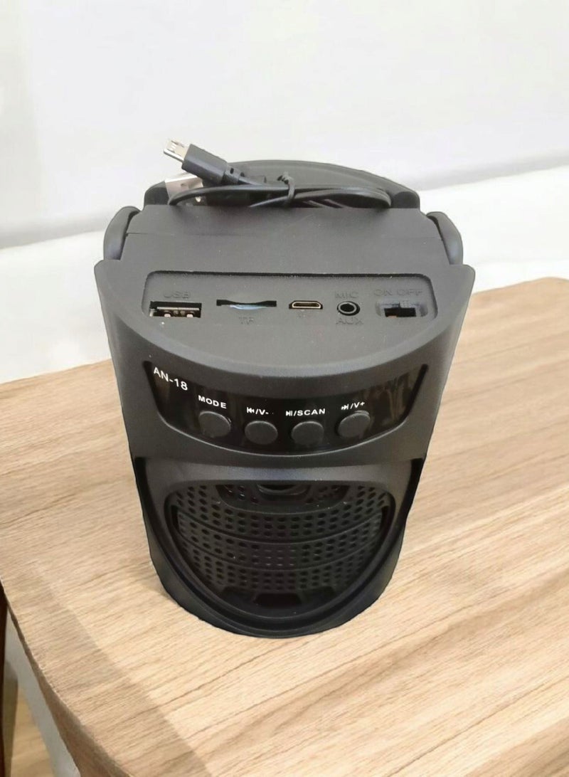 BDT مكبر صوت بلوتوث محمول  مع فتحة كارت ميموري وراديو لجميع الهواتف الذكية - Image 2