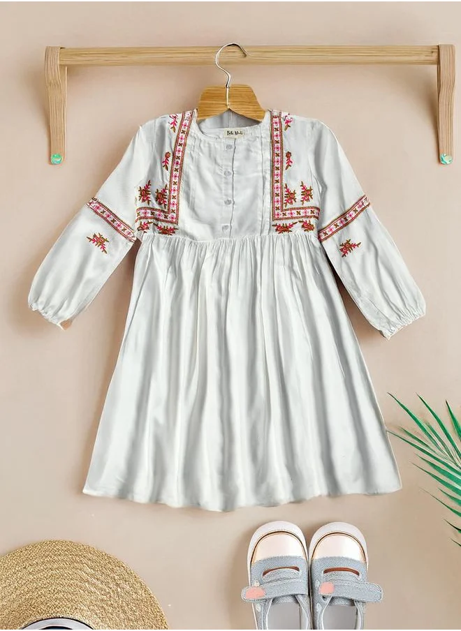 بيلا مودا Bella Moda Embroidered Balloon Sleeves Knee-Length Dress