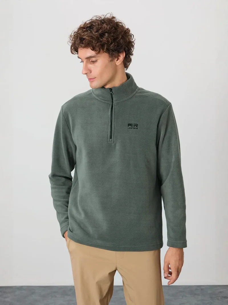 تومي لايف TOMMY Men's Plush Half-Zip Sweatshirt