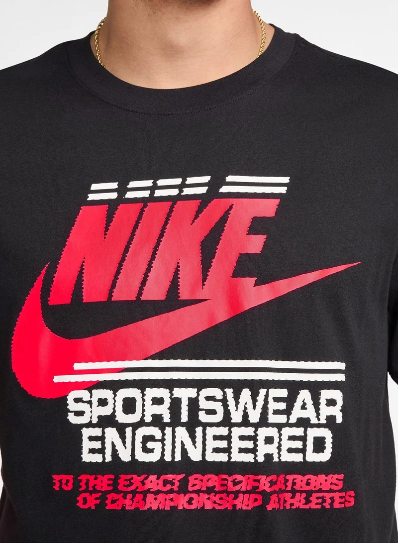 Nike Nsw Futura Graphic T-Shirt