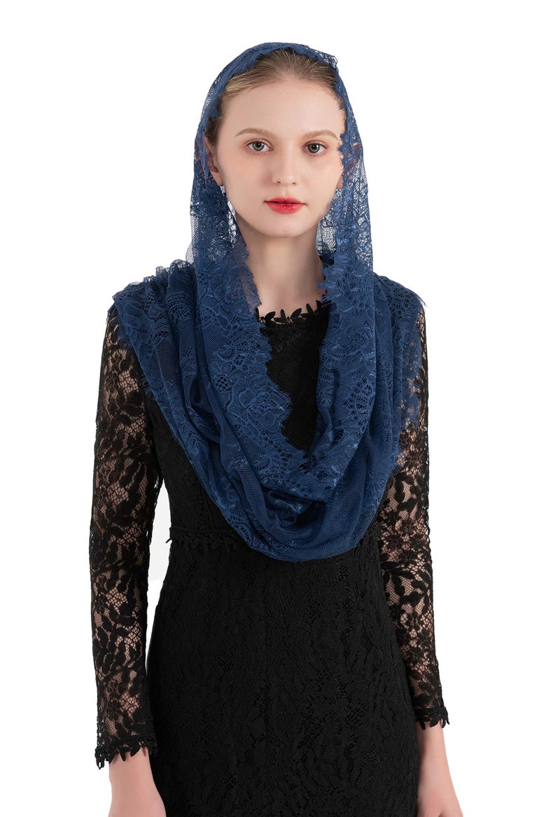 PAMOR Spanish Style Lace Traditional Vintage Inspired Infinity Shape Mantilla Veil Latin Mass Head Covering (Navy Blue) - Image 4