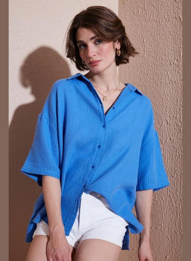 ليلا قميص قطني ليلى بقصة عادية وأكمام قصيرة بفتحة للنساء