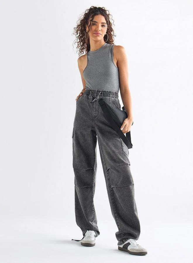 سبلاش فيڤ بلوزة مضلّعة دون أكمام بياقة ضيّقة