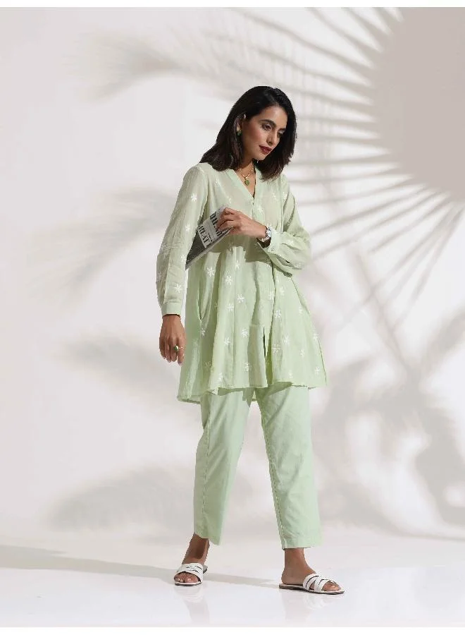 trueBrowns trueBrowns Green Cotton Floral Embroidered Co-ord Set