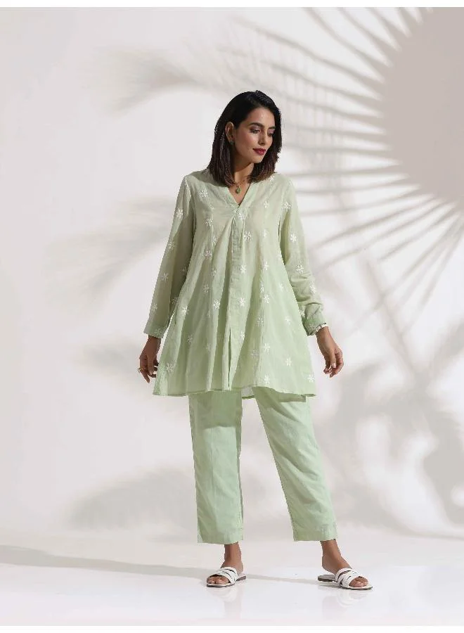 trueBrowns trueBrowns Green Cotton Floral Embroidered Co-ord Set
