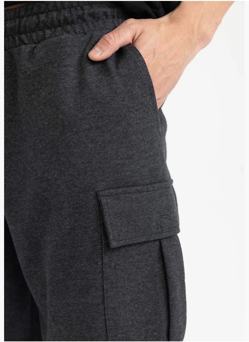 ديفاكتو Regular Fit Bermuda Short With Cargo Pockets