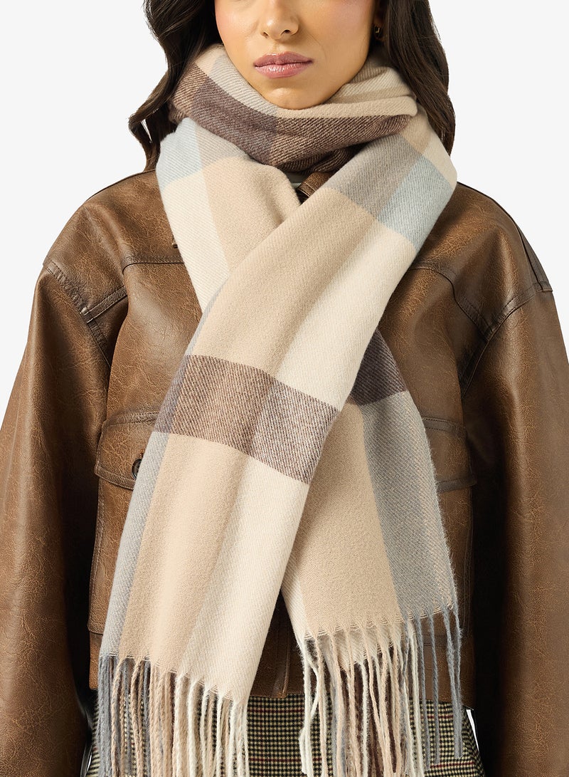 ELLA Classic Checkered Tassel Scarf - Image 4