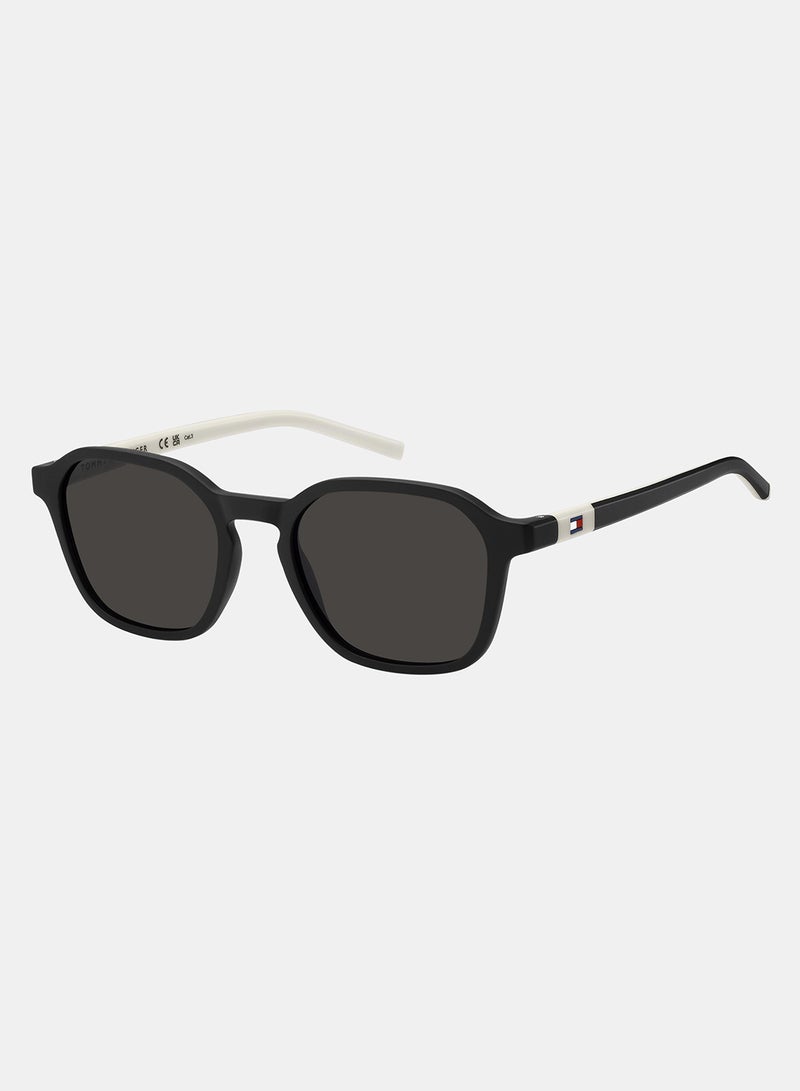 TOMMY HILFIGER Kids Square Sunglasses 48 TH 2245/S - Image 1
