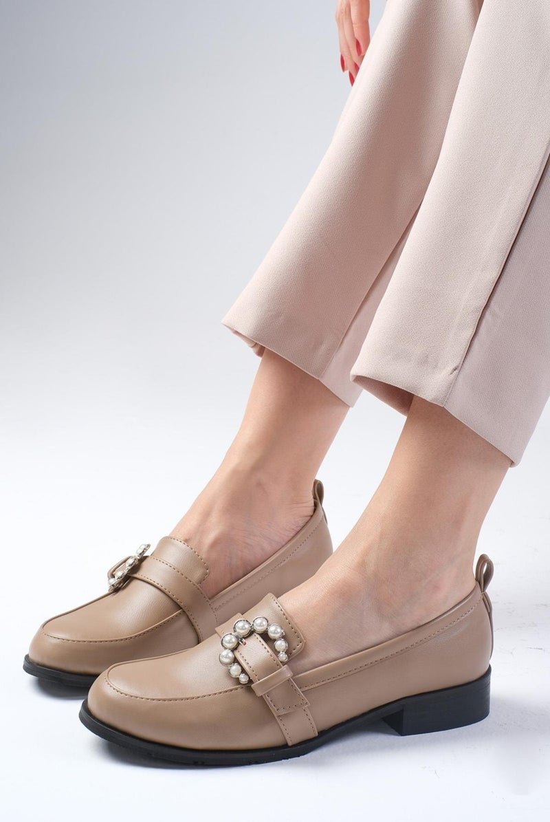 Mio Gusto Mink Color Pearl Buckle Women's Casual Flat Oxford Shoes  - Image 5