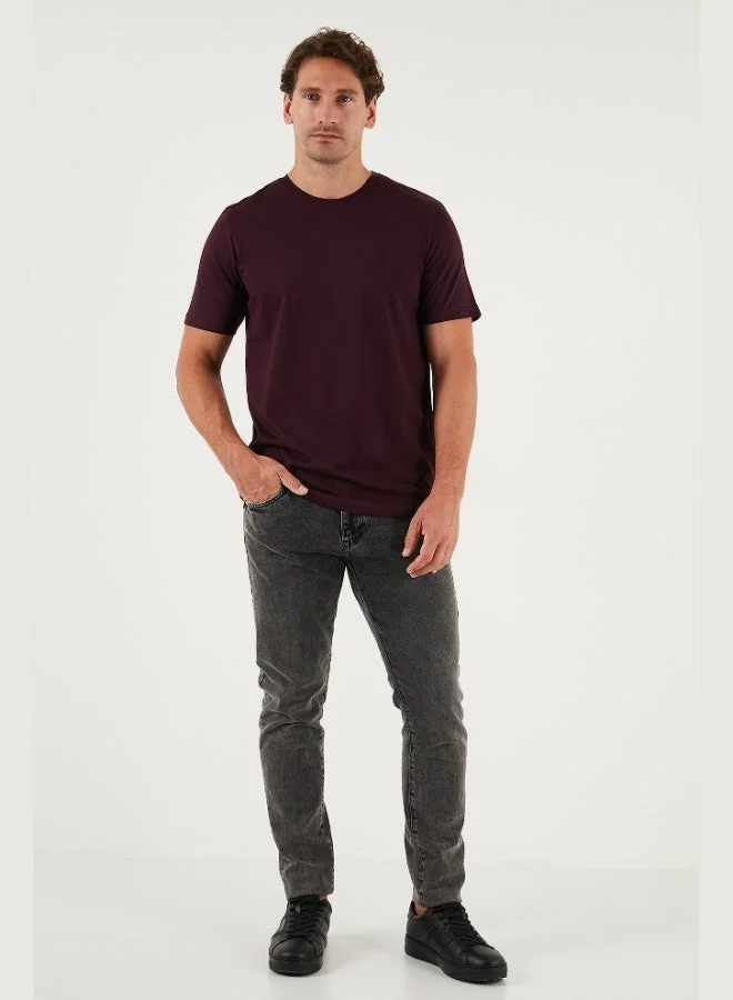 بوراتي تي شيرت رجالي بياقة دائرية بقصة عادية من قطن بوراتي