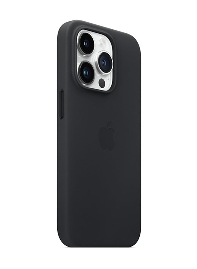 Apple iPhone 14 Pro Leather Case with MagSafe Midnight - Image 2