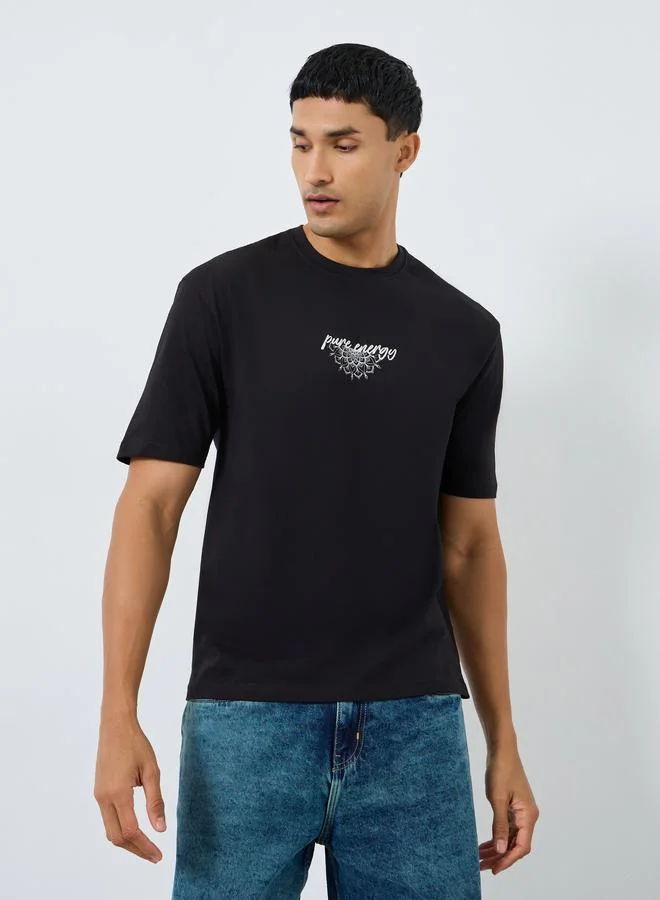 Styli Men Graphic Print Short Sleeve T-Shirt