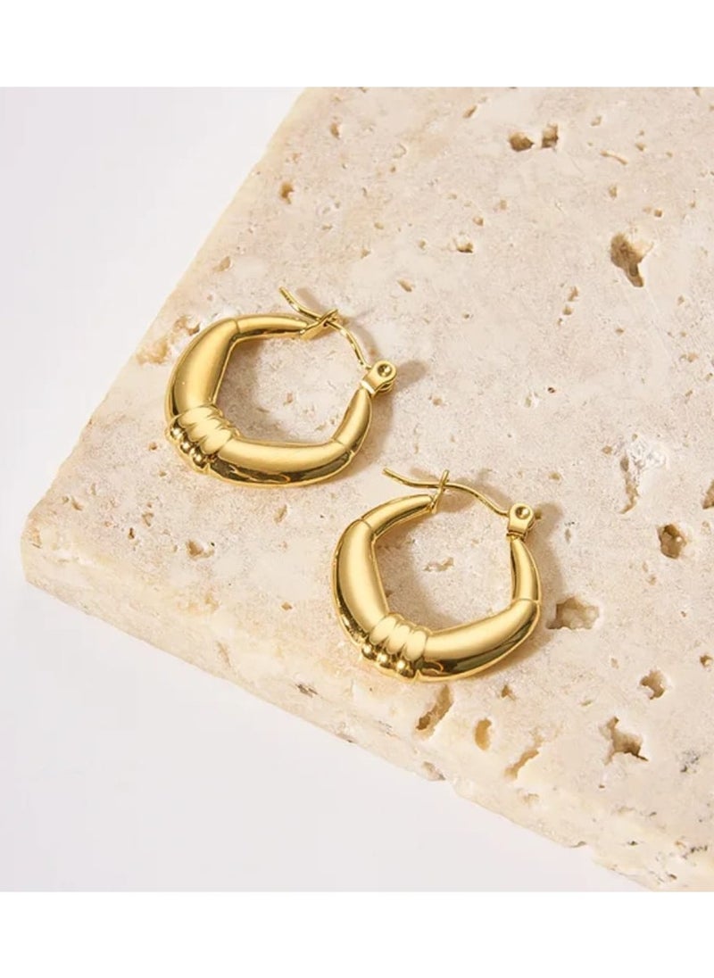 Luxuria 18K Gold Plated 316L Stainless Steel Chunky Non-Punching C Shape Hoop Earrings Hypoallergenic Personalized Last Last Lightweight Cuff Top Clip On Earrings for Women  - Image 3