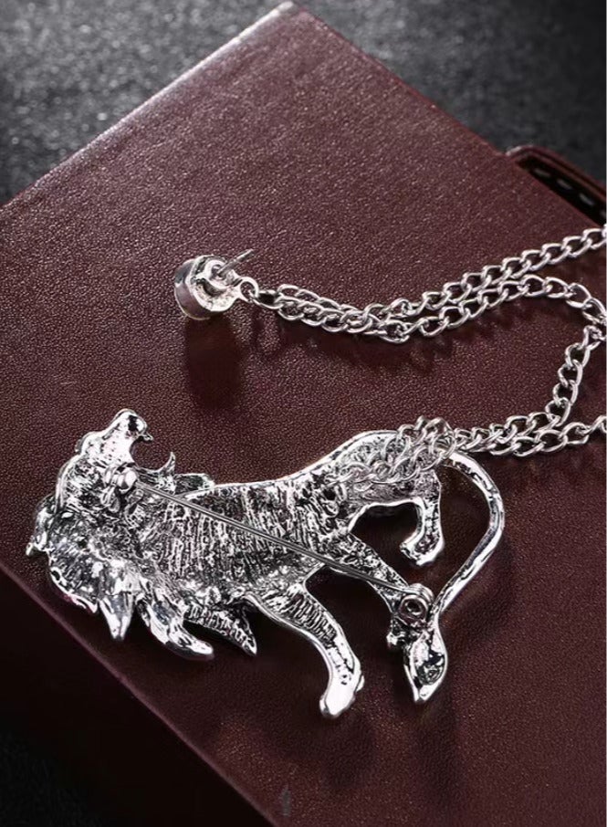 Men's domineering lion brooch shirt collar needle - Image 3